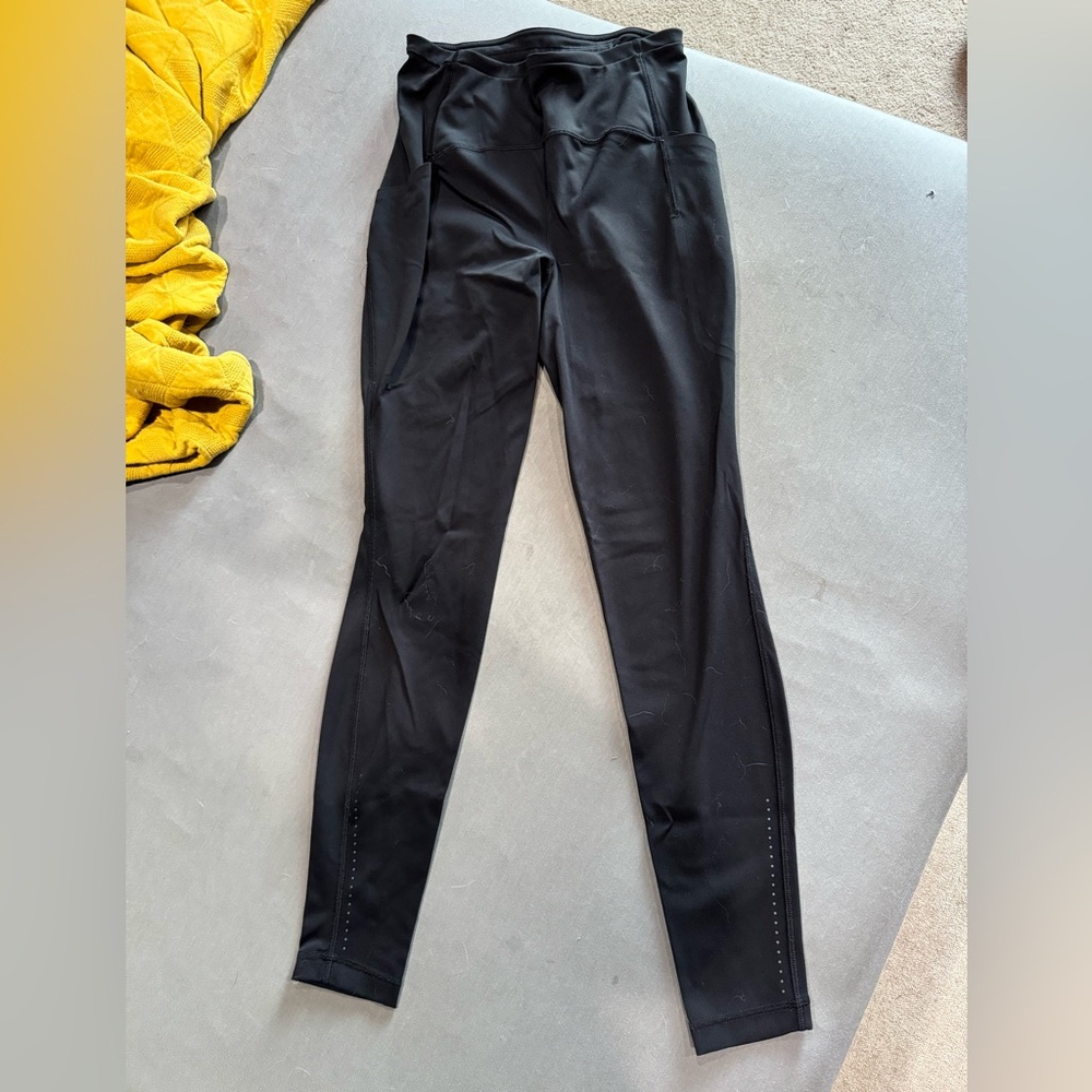 Lululemon leggings - size 8 - black